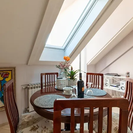 Klara Vracar 90 M2, Dve I Po Spavace Sobe Apartment *