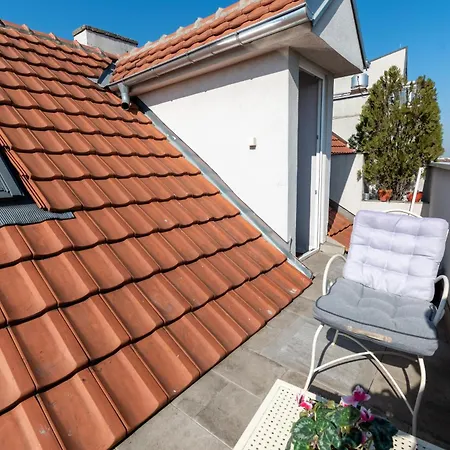 Apartamento Klara Vracar 90 M2, Dve I Po Spavace Sobe